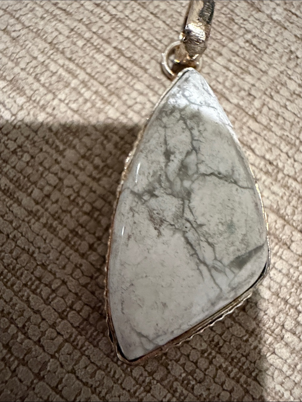 Natural White Howlite Teardrop Pendant Necklace - Unbranded